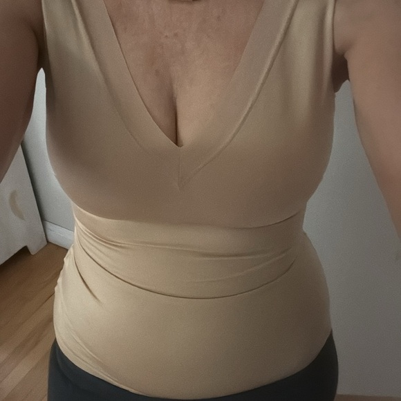 Spanx Shapeware top - Picture 8 of 8
